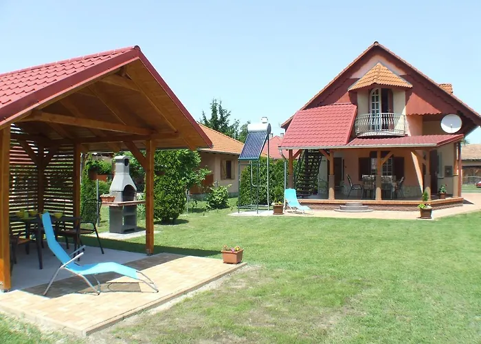 Σπίτι διακοπών Erika Nyaralo