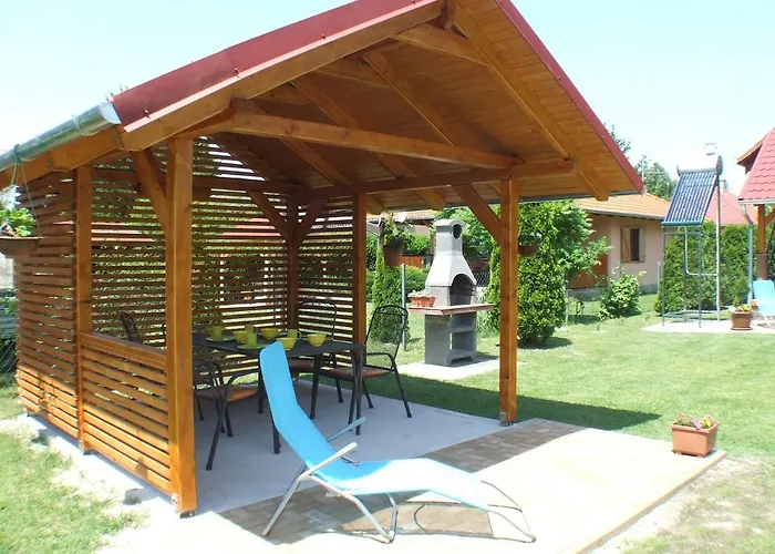 Σπίτι διακοπών Erika Nyaralo Balatonfenyves